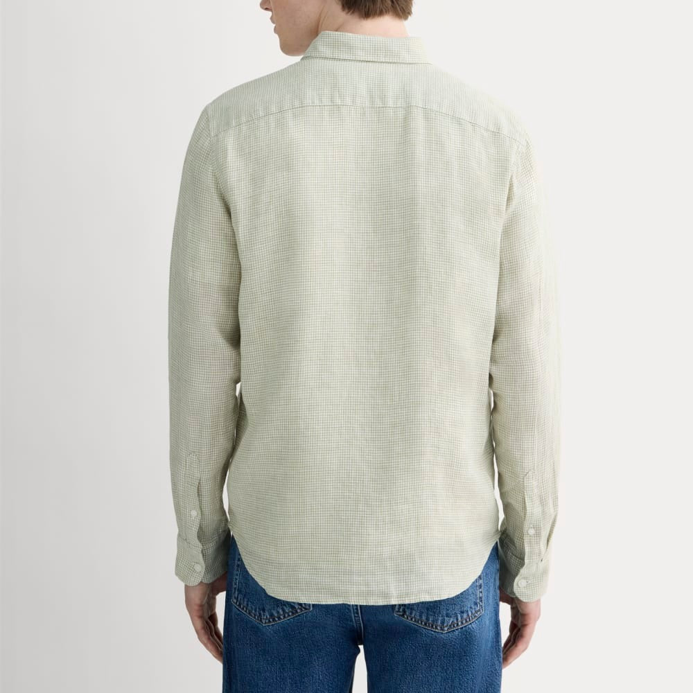 The Classic Shirt in Linen